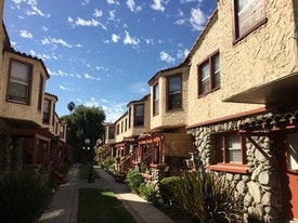 707 N Park Ave Pomona CA Apartments