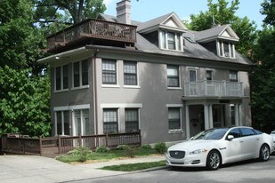 2109 St James Ave Cincinnati OH Apartments
