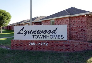 Lynnwood Townhomes Apartments