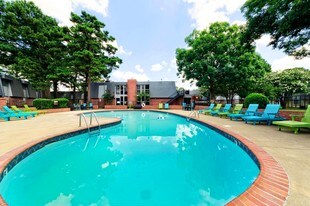 Briarwood Apartments