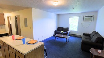 707 S University St Normal IL Apartments