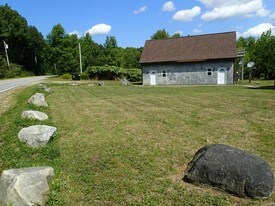 262 Dunbar Rd Penobscot ME Apartments