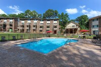 Rollingwood Apartments