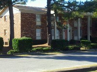 Regency Club Apartments
