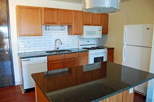 The Highland Square Apartamentos
