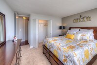 Building Photo - PRAIRIE SHORES Apartments in Chicago, Illinois