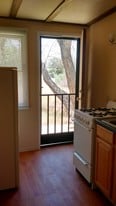 39 Williams St Apartments