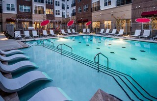 Bainbridge Shady Grove Metro Apartments