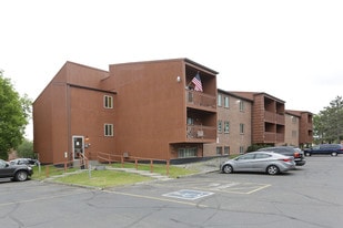Colonywood Apartments