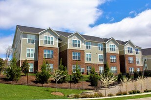 Seasons at Cane Creek Apartamentos