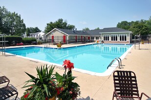 The Hamptons at Town Center Apartment Homes
