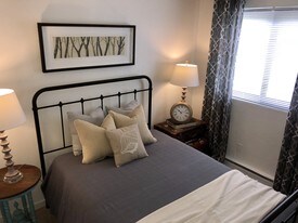 Cedar Creek Lodge Apartments