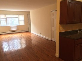 140 71st St Guttenberg NJ Apartments