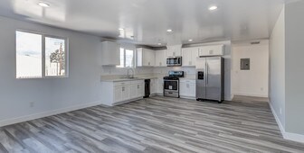 2112 Carmona Ave Apartments