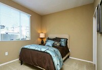 Building Photo - Castlerock Apartments in Riverside, California