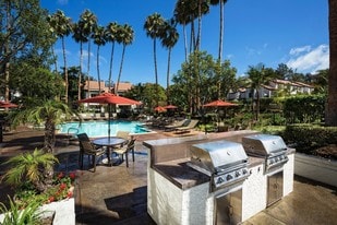 Avana San Clemente Apartments