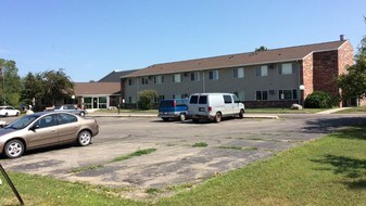 105 Railroad Ave NE Apartments