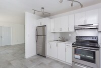 Building Photo - 3244 W Trade Ave Apartments in Coconut Grove, Florida