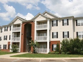 Tupelo Trace Apartments