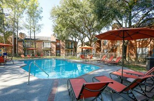 Avery At Deer Park Apartments