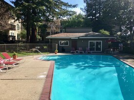 Willow Glen Apartments