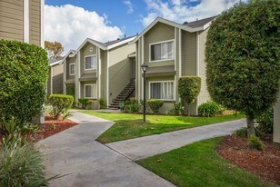Sagewood Garden 55+ Senior Community Apartments