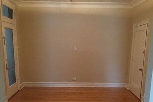 417 Linden Ave Wilmette IL Apartments