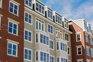 Landing 53 Apartments