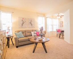 Creekwood Apartments