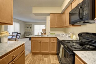 Motif Apartment Homes