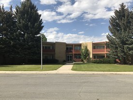 105 Rampart Dr Apartments