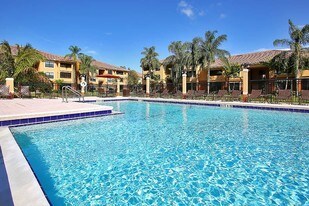 Vue At 1400 Apartments