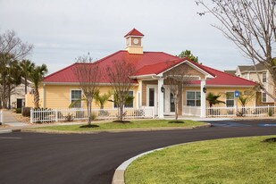 Arbors on Fourth Apartments
