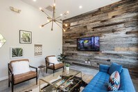 Building Photo - Clarendon Park Apartments in Phoenix, Arizona