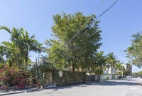Building Photo - 3244 W Trade Ave Apartments in Coconut Grove, Florida