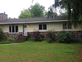 270 Greenfield Ave Ballston Spa NY Apartments