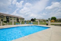 Building Photo - Stonebridge Apartments in Dayton, Ohio