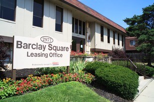 Barclay Square Apartments