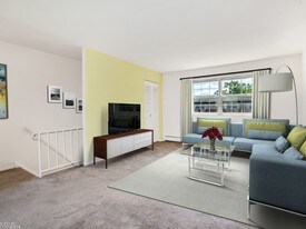 Fox Pointe Apartments