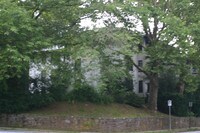 Elkins Park Apartments