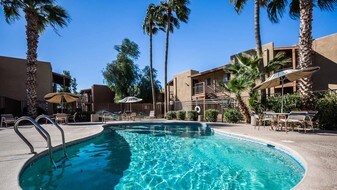 Las Brisas Apartment Homes