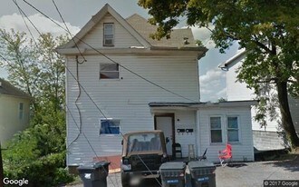 679 Spruce St Morgantown WV Apartments