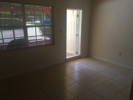 6219 SW 30th St Miramar FL Apartments