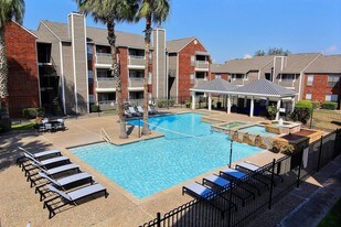 Chandler`s Mill Apartments