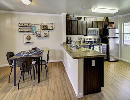 1615 Sycamore Ave Huntsville TX Apartments