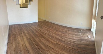 1708 Hayes St Hollywood FL Apartments