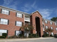 Crescent Commons Apartments