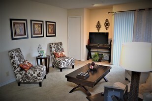 Wellsford Oaks Apartments
