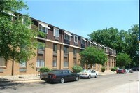 Clinton Chateau Apartamentos