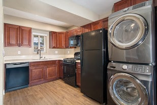 Oakcrest Apartamentos